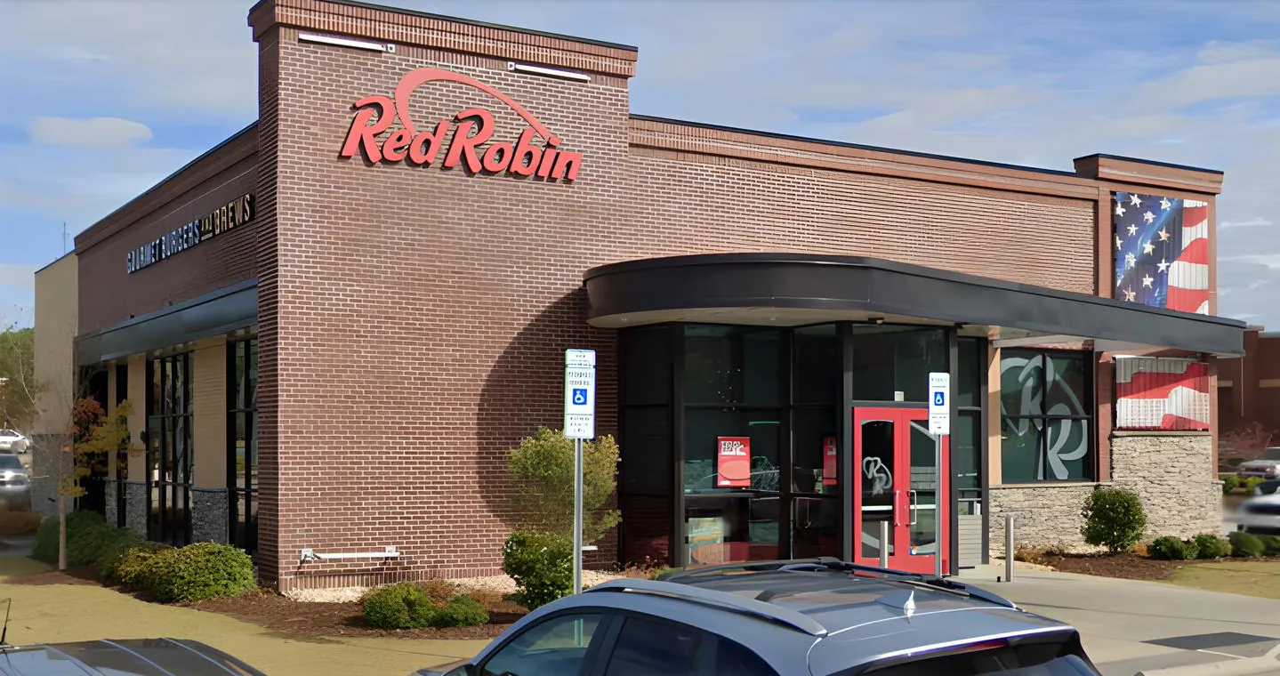 IQ Brick at Red Robin exterior photo